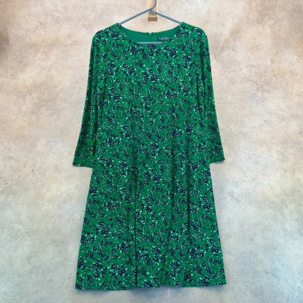 Elegant Green Floral Long Sleeve Dress